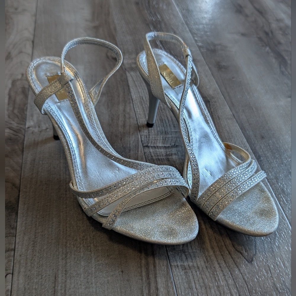 K&M Glamorous Silver Slingback Stiletto Heels Size 7B